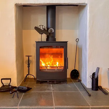 度假居 Rubbing House